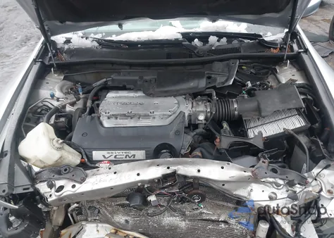 2010 Honda Accord 3.5 Ex-L from USA, damaged, VIN 1HGCP3F84AA000135